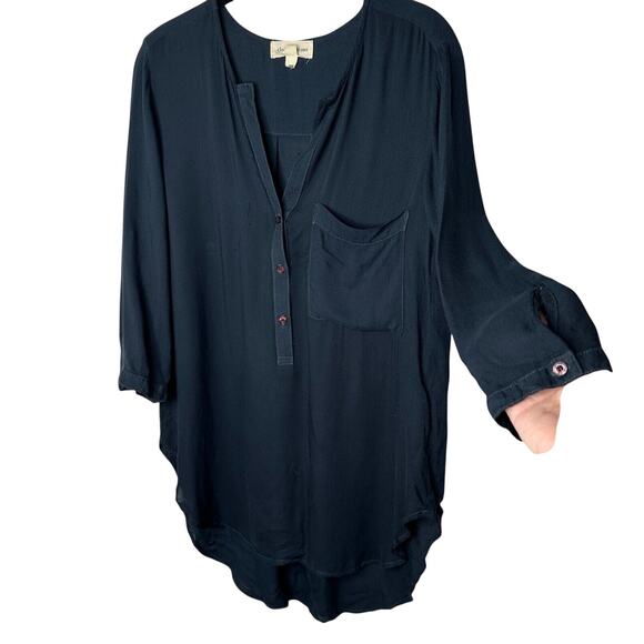 Cloth & Stone Black Henley Half-Button Long Sleeve V-Neck Shirt Tail Hem Top SM - Picture 1 of 10